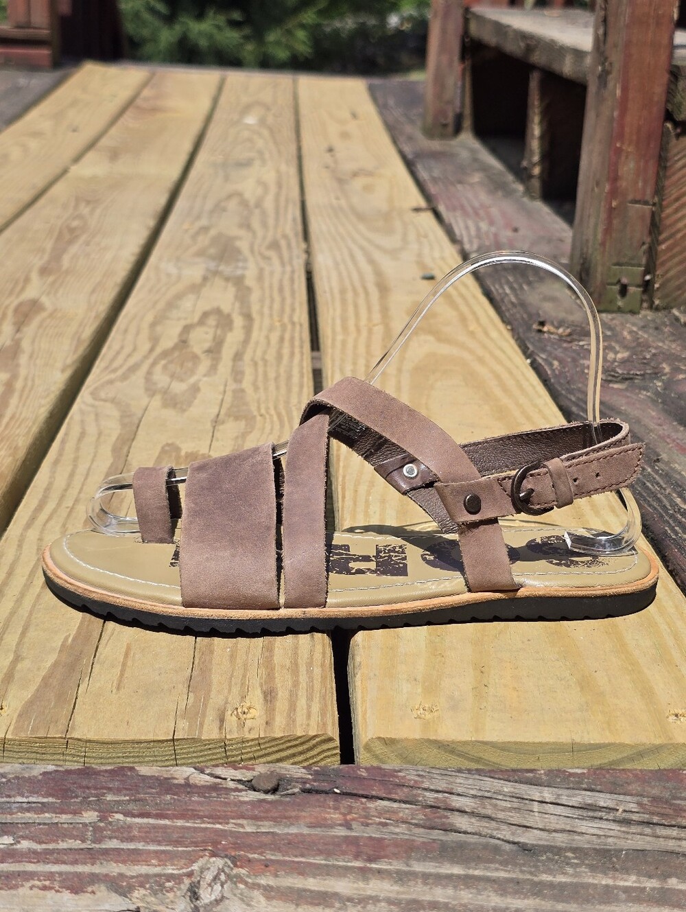 SOREL, Ella Criss Cross Toe Loop Sandal, Brown Leather, Sz 6.5 - Picture 4 of 10
